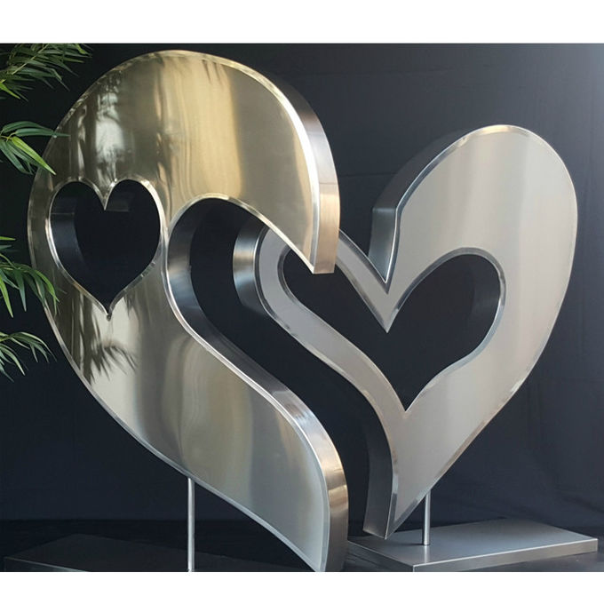 Heart Love Theme Stainless Steel Art Sculptures Indoor ODM & OEM Service