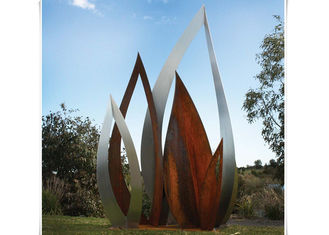 Metal Garden Ornament Botanical Corten Steel Leaf Sculpture with Rusty Finish
