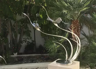 Metal Bird Abstract Yard Sculptures / Metal Wave Sculpture For Indoor Decoration