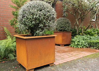 Modern Stylish Square Metal Flower Pots / Square Metal Garden Planters Corten Steel